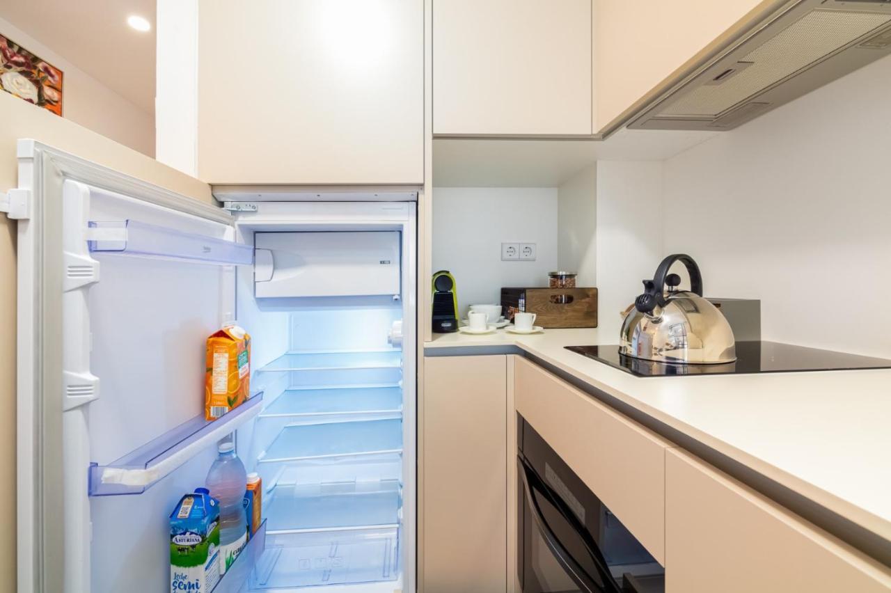 Suite Lujo Centro-Nautico-Cies+Parking Vigo Eksteriør billede